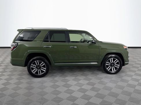 Used 2022 Toyota 4Runner Limited AWD/4WD image 8
