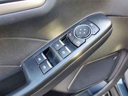 Used 2022 Ford Escape SE w/ Convenience Package image 24