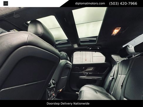 Used 2015 Jaguar XJ L Portfolio AWD/4WD image 24
