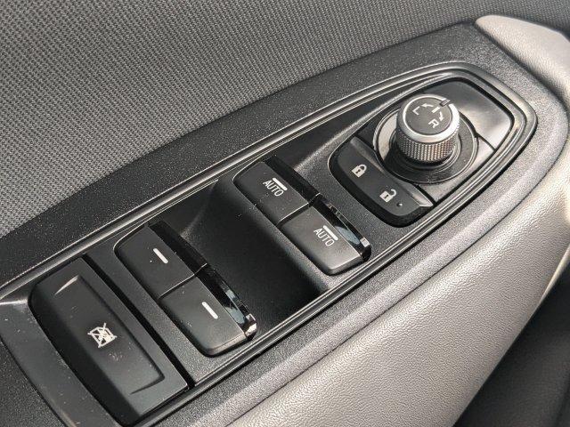 Used 2025 Subaru Outback Premium AWD/4WD image 23