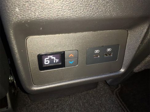 Certified 2023 Nissan Rogue SL w/ SL Premium Package image 11