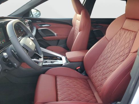 New 2025 Audi SQ5 Premium Plus image 17