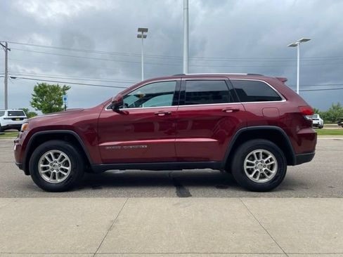 Used 2020 Jeep Grand Cherokee Laredo AWD/4WD image 8