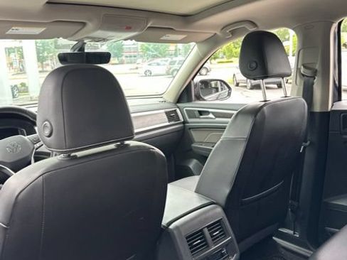 Used 2023 Volkswagen Atlas SE w/ Panoramic Sunroof Package AWD/4WD image 22