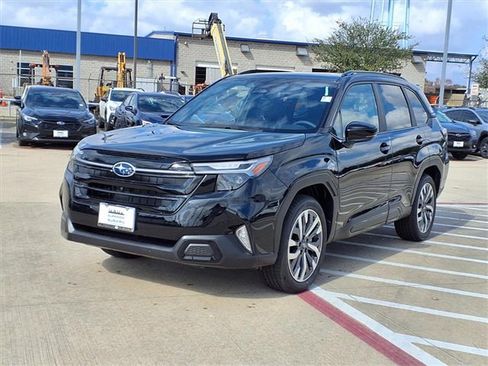 New 2025 Subaru Forester Touring image 3