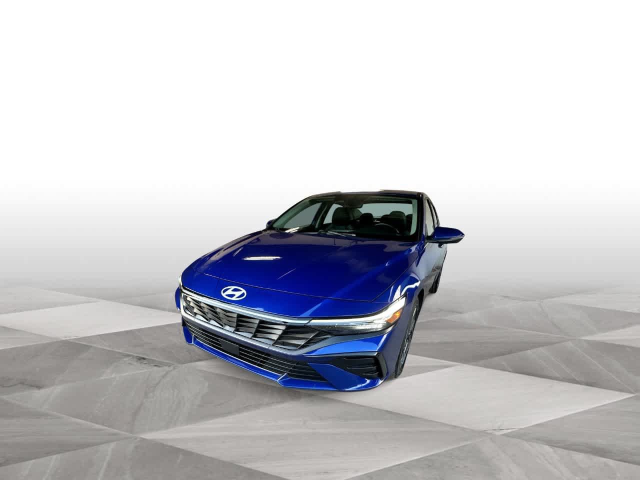Used 2025 Hyundai Elantra Limited FWD image 4
