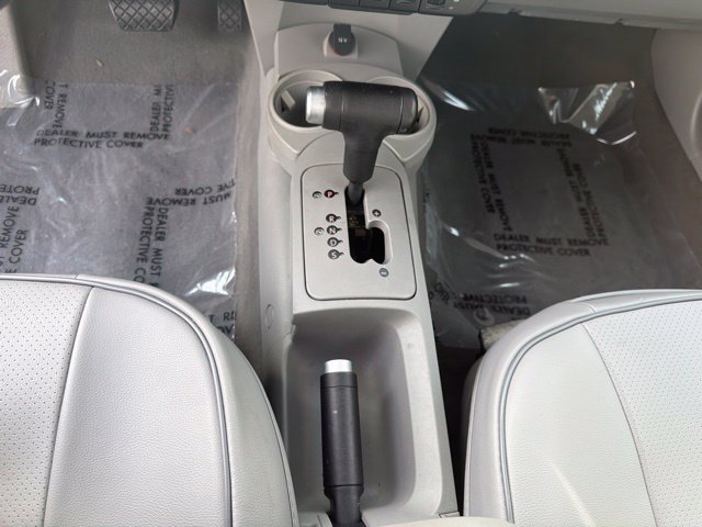 Used 2005 Volkswagen Beetle GLS FWD image 11