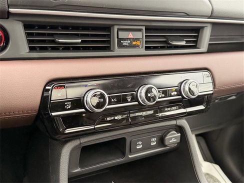 New 2026 Honda Pilot Touring image 15