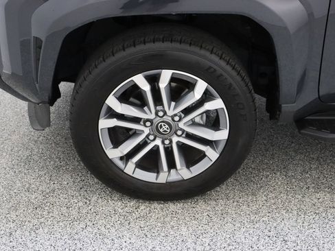 Used 2025 Toyota 4Runner Limited image 11