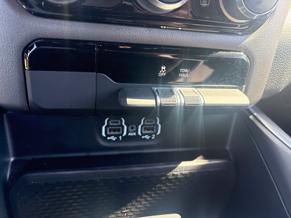 Used 2022 RAM 1500 Big Horn AWD/4WD image 50
