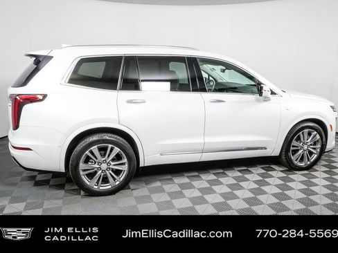 Used 2023 Cadillac XT6 Premium Luxury w/ Technology Package image 30