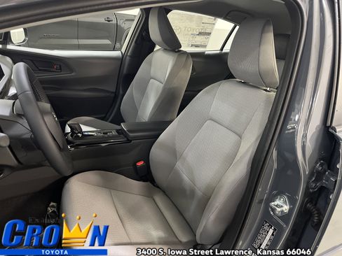 New 2026 Toyota Prius LE image 13
