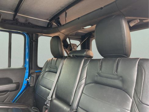 Certified 2021 Jeep Wrangler Unlimited Sahara 4xe image 11