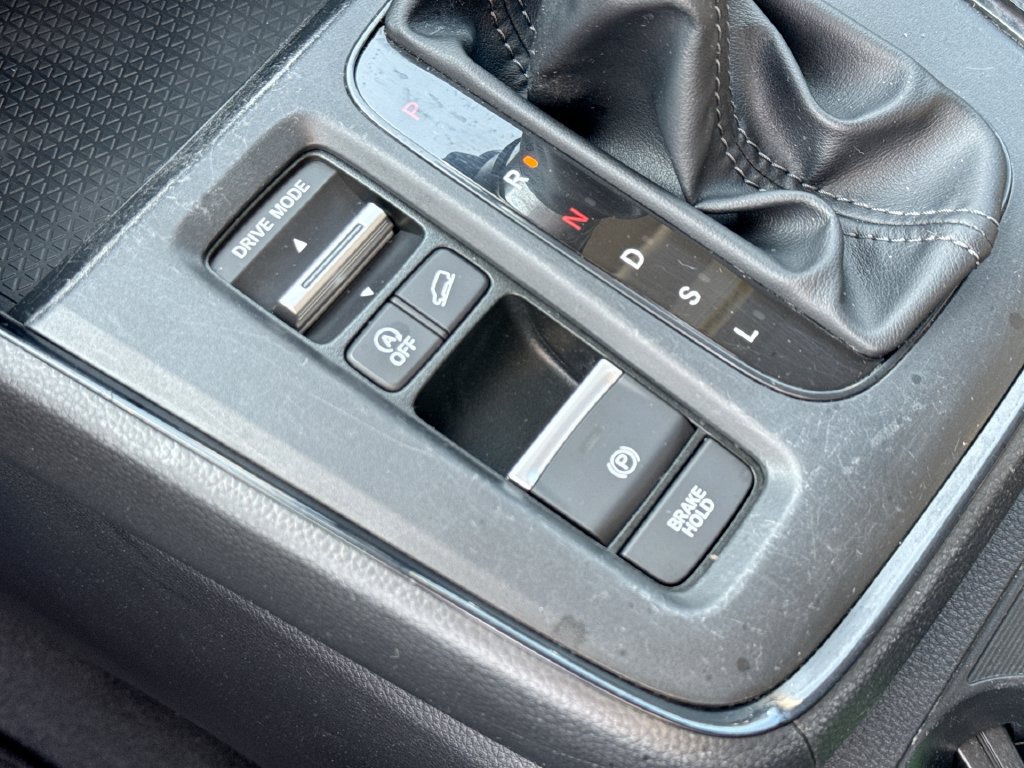 Used 2025 Honda CR-V LX image 26