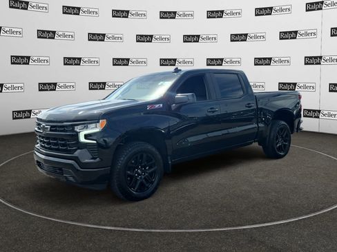 Used 2025 Chevrolet Silverado 1500 RST w/ Convenience Package II AWD/4WD image 2