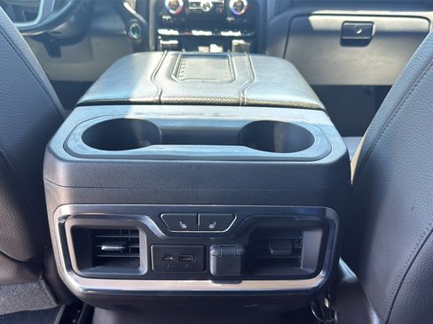 Used 2019 GMC Sierra 1500 Denali w/ Denali Ultimate Package AWD/4WD image 38