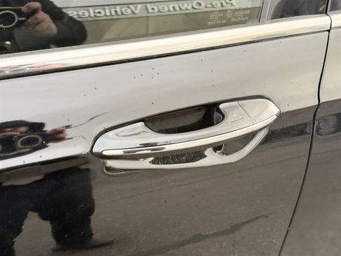 Used 2017 Ford Fusion Energi Titanium image 15