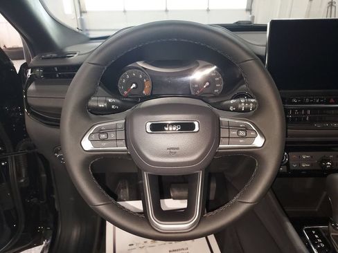 New 2026 Jeep Compass Latitude AWD/4WD image 20