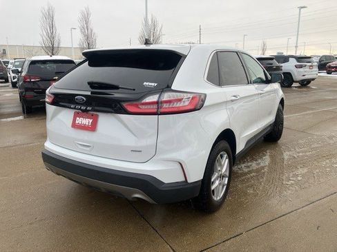 Used 2024 Ford Edge SEL image 9