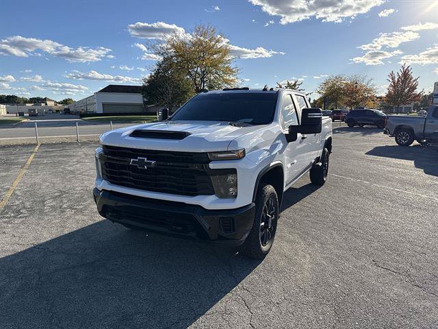 Used 2025 Chevrolet Silverado 2500 Custom AWD/4WD image 30