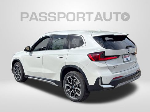 New 2026 BMW X1 xDrive28i w/ Technology Package AWD/4WD image 3