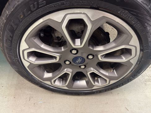 Used 2020 Ford EcoSport Titanium AWD/4WD image 28
