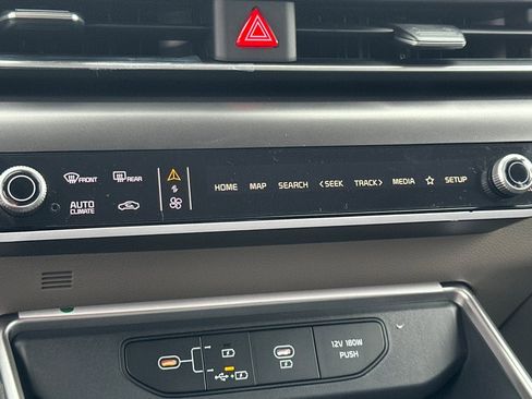 New 2026 Kia Carnival LXS image 22