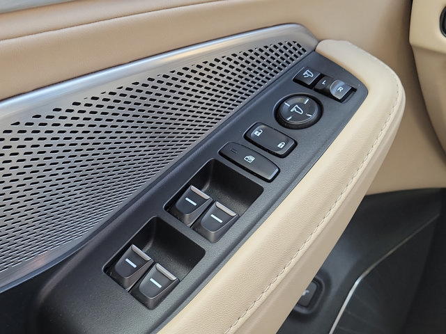 Used 2024 Acura MDX w/ Technology Package FWD image 29