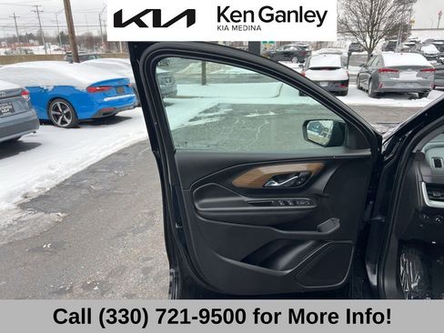 Used 2020 GMC Terrain SLE w/ Driver Convenience Package image 25