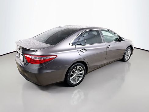 Used 2015 Toyota Camry SE image 7