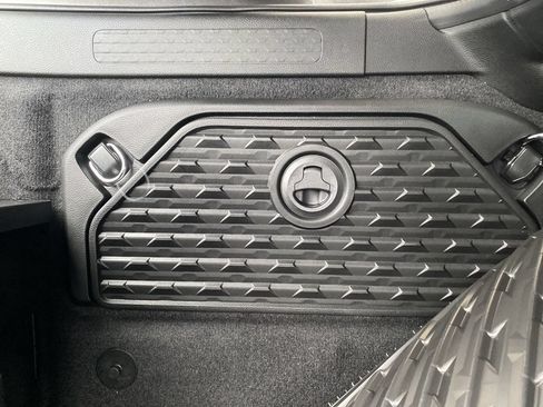 New 2026 RAM 1500 Laramie w/ Sport Appearance Package AWD/4WD image 19