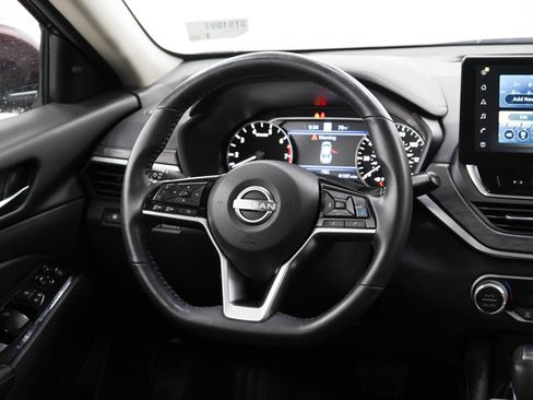 Used 2024 Nissan Altima 2.5 SL AWD/4WD image 14