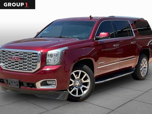 Used 2020 GMC Yukon XL Denali RWD image 1