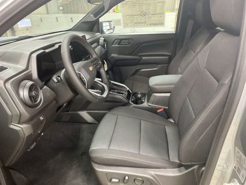 Used 2026 Chevrolet Colorado W/T w/ WT Custom Package image 27