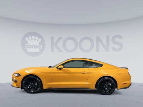Used 2019 Ford Mustang Coupe w/ Equipment Group 101A RWD image 2