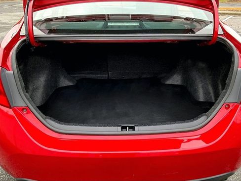 Used 2019 Toyota Corolla XSE image 24