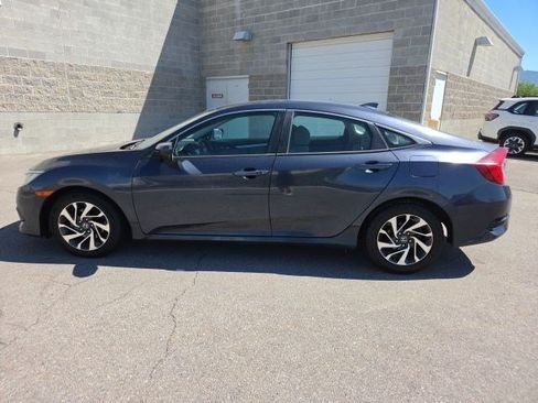 Used 2018 Honda Civic EX image 7