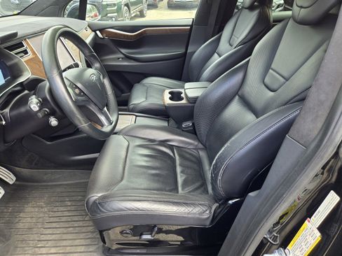 Used 2016 Tesla Model X Performance AWD/4WD image 16