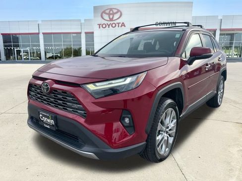 Used 2022 Toyota RAV4 Limited w/ Limited Grade Weather Package AWD/4WD image 8