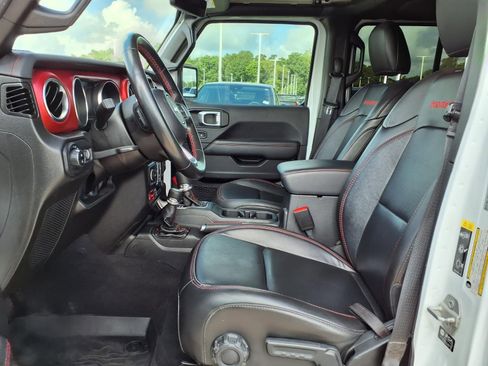 Used 2022 Jeep Gladiator Rubicon w/ Trailer Tow Package AWD/4WD image 18