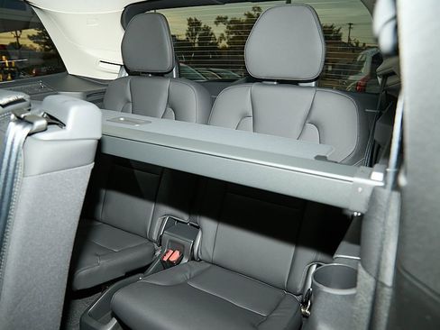 New 2026 Volvo XC90 B6 Plus w/ Protection Package image 23