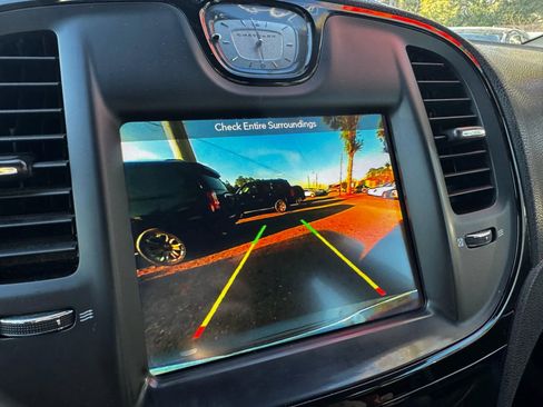 Used 2018 Chrysler 300 S w/ 300S Premium Group image 25