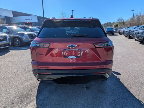 Used 2025 Chevrolet Equinox RS w/ Convenience Package III image 5