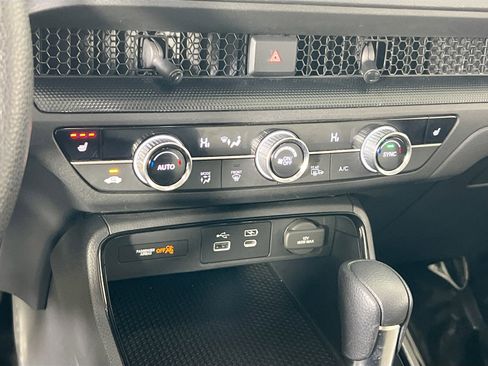 Used 2023 Honda CR-V EX image 15