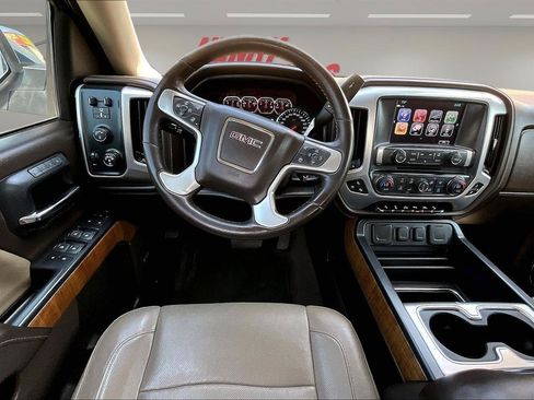 Used 2018 GMC Sierra 1500 SLT AWD/4WD image 9