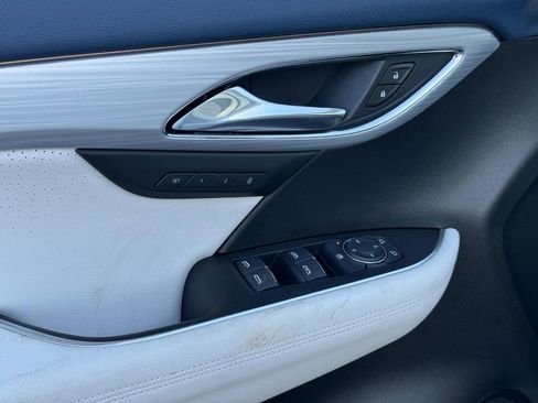 New 2026 Buick Envision Avenir image 16