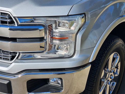 Used 2019 Ford F150 Lariat w/ Equipment Group 502A Luxury image 8