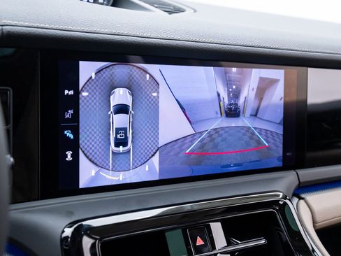 New 2026 Porsche Panamera 4 image 24