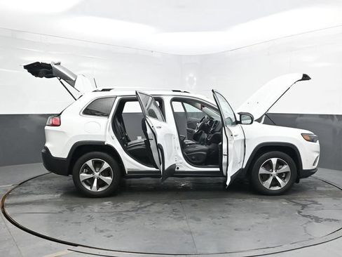Used 2021 Jeep Cherokee Limited AWD/4WD image 45