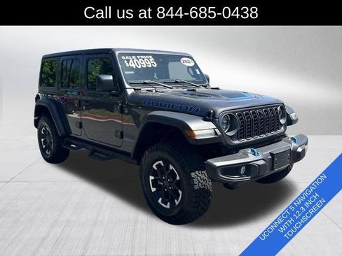 Used 2024 Jeep Wrangler Unlimited Rubicon 4xe w/ Technology Group AWD/4WD image 3